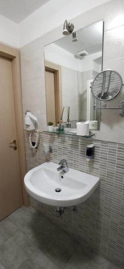 Camere Chicca Sanremo Bagian luar foto
