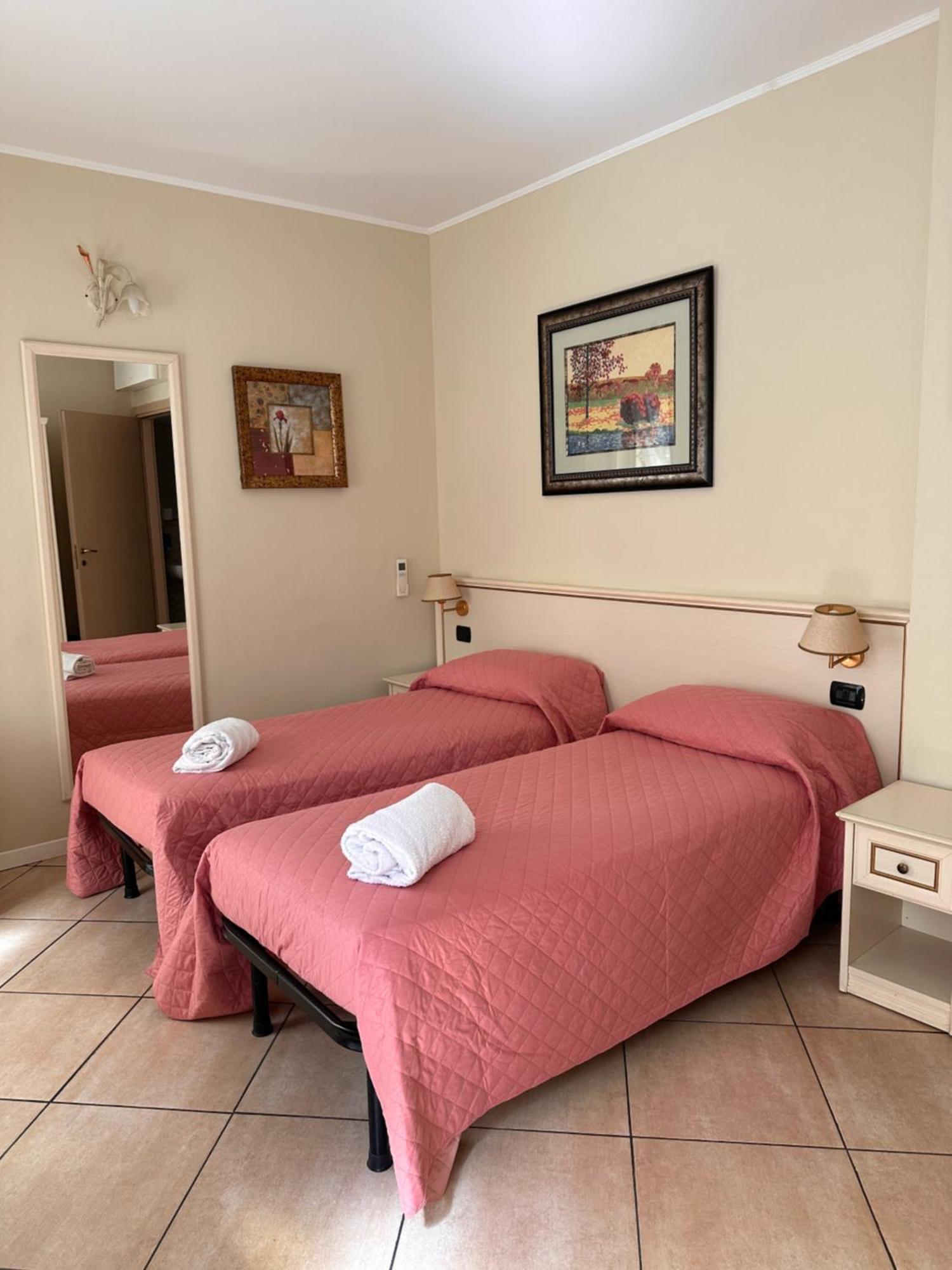 Camere Chicca Sanremo Bagian luar foto